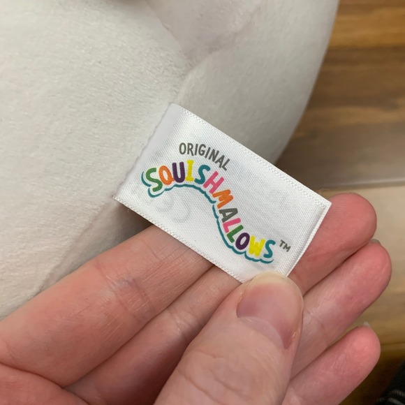 Squishmallows Bullseye Target Dog Plush Stuffed Animal Toy with Hat 15" Inch" - Picture 4 of 7